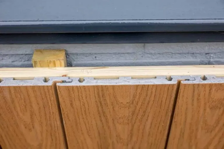 monteren gevelbekleding